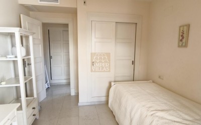 ESPECTACULAR APARTAMENTO EN PRIMERA LÍNEA DE MAR – VILLA GADEA, ALTEA